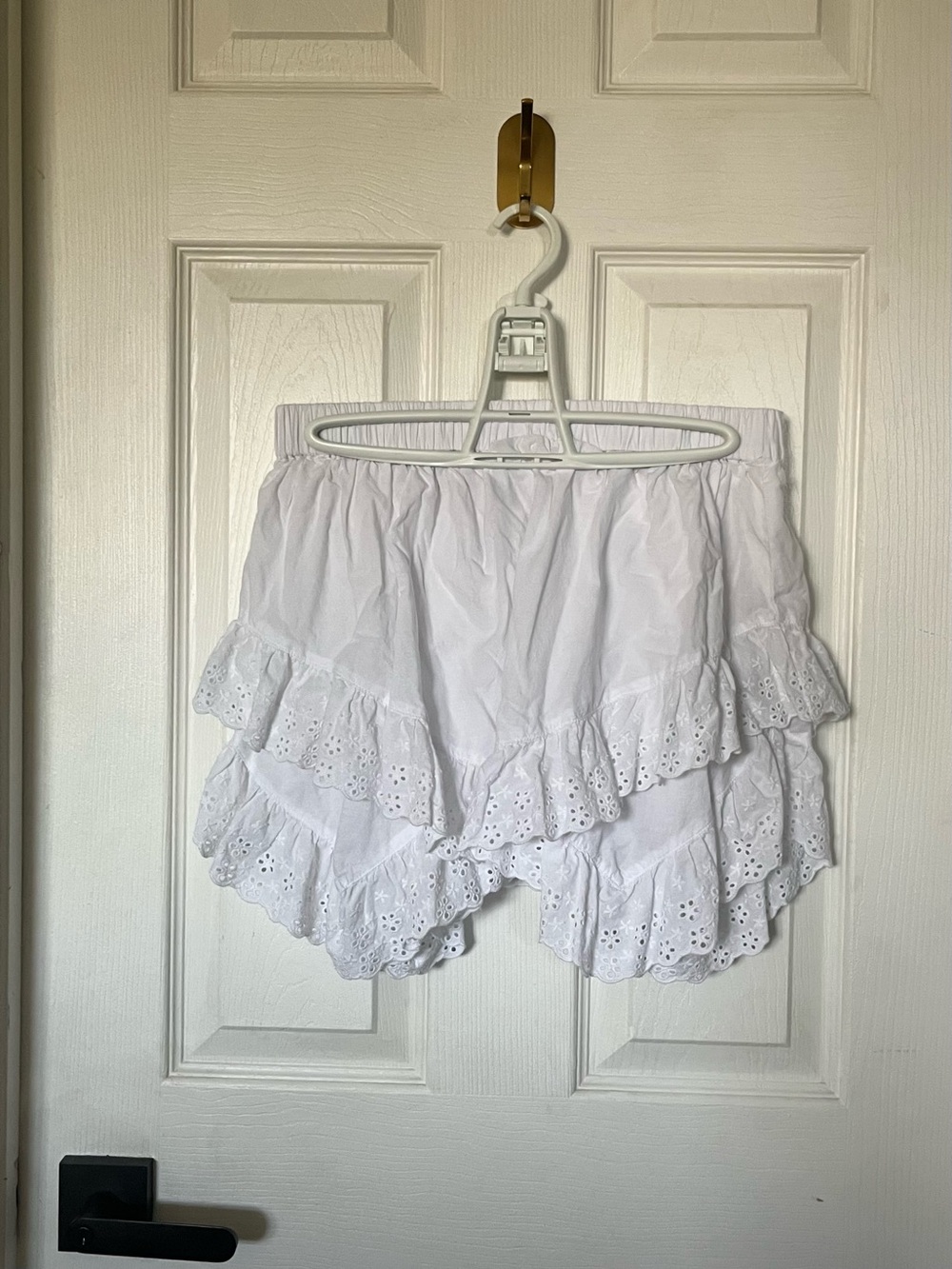H&M Divided White Eyelet Ruffle Tiered Mini Skirt - Size S